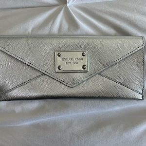 Michael Kors one pocket wallet